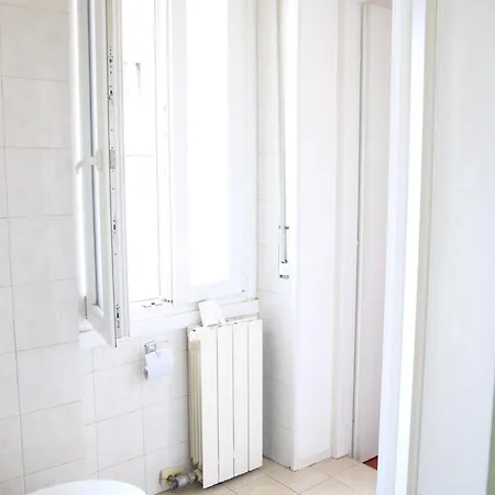 Cosy Apratment Near Portavescovo Train Station Апартаменты *