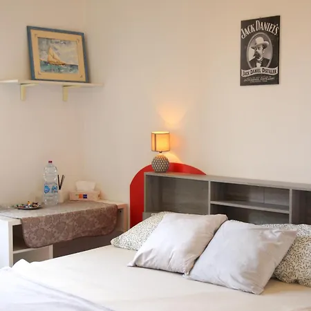 Apartman Cosy Apratment Near Portavescovo Train Station